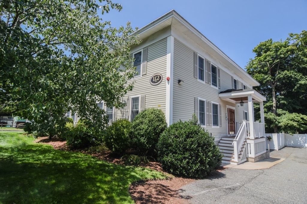 112 Porter St 5, Melrose, MA 02176