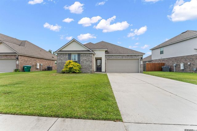 13758 Wincrest Dr, Walker, LA 70785
