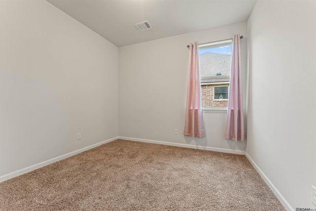 13758 Wincrest Dr, Walker, LA 70785