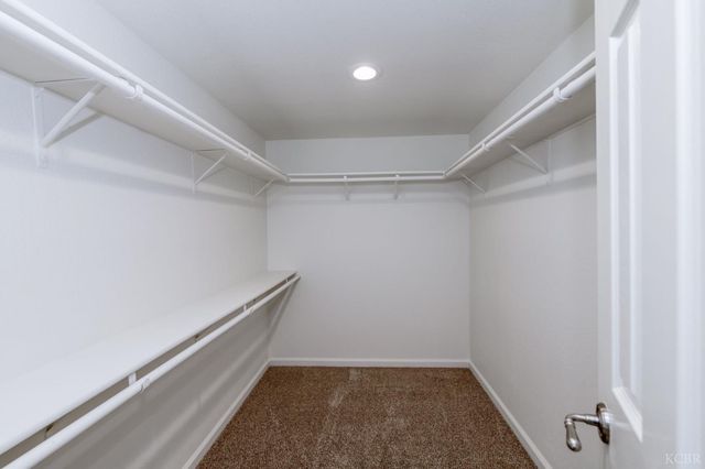 8646 Cairo, Laton, CA 93242