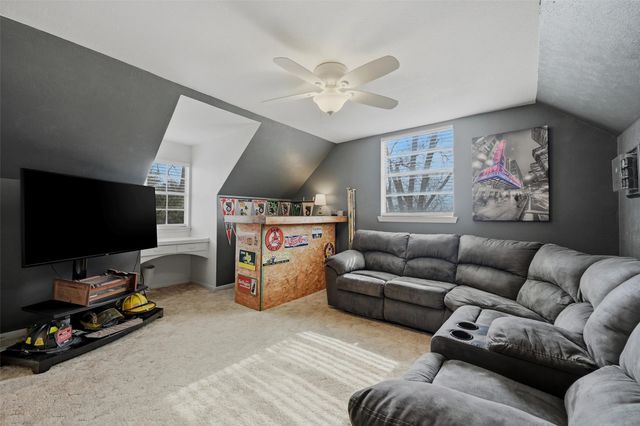 231 Ross Avenue, Denison, TX 75020