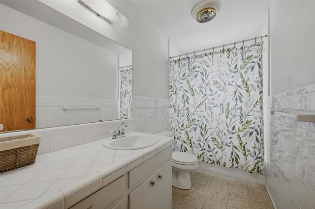 231 Ross Avenue, Denison, TX 75020