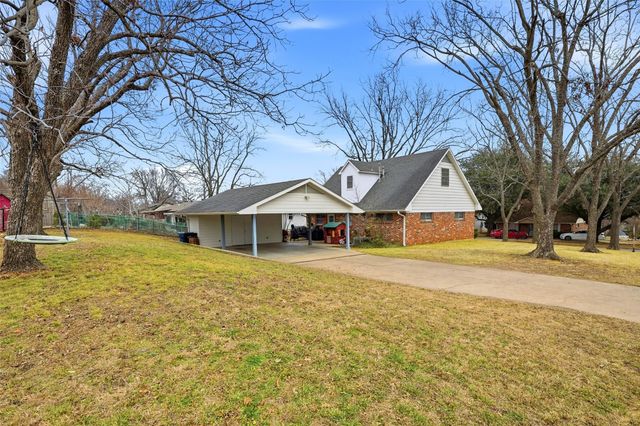 231 Ross Avenue, Denison, TX 75020