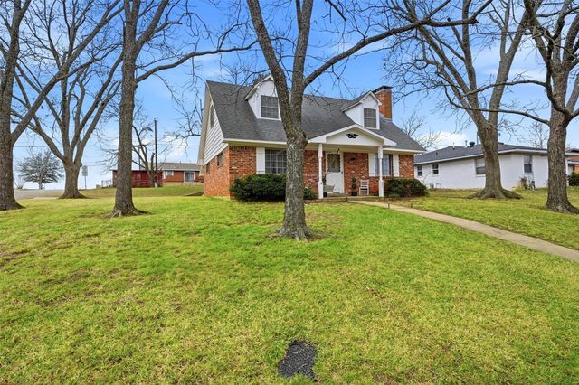 231 Ross Avenue, Denison, TX 75020