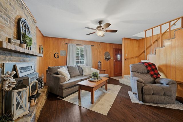 231 Ross Avenue, Denison, TX 75020