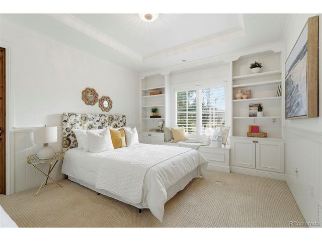 8745 Portico Ln, Longmont, CO 80503