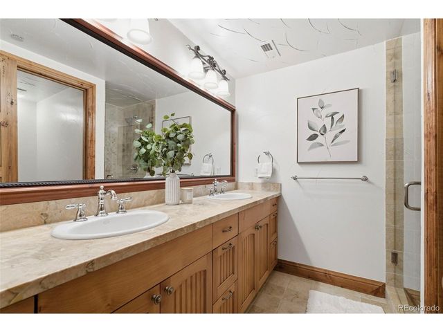 8745 Portico Ln, Longmont, CO 80503