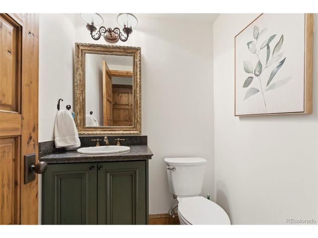 8745 Portico Ln, Longmont, CO 80503