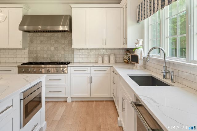 17 Blackman Road, Ridgefield, CT 06877