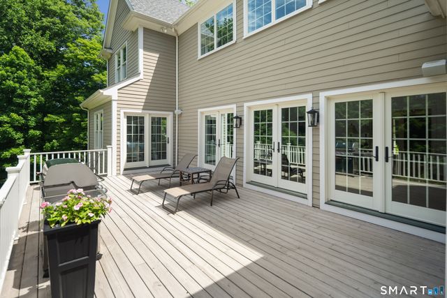 17 Blackman Road, Ridgefield, CT 06877