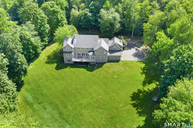 17 Blackman Road, Ridgefield, CT 06877