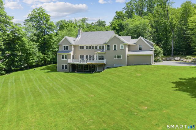 17 Blackman Road, Ridgefield, CT 06877