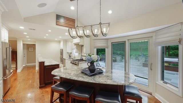 18 Glen Ridge Dr, Washington Twp., NJ 07853