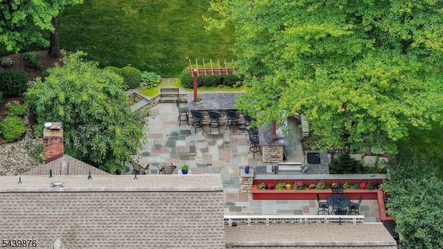 18 Glen Ridge Dr, Washington Twp., NJ 07853