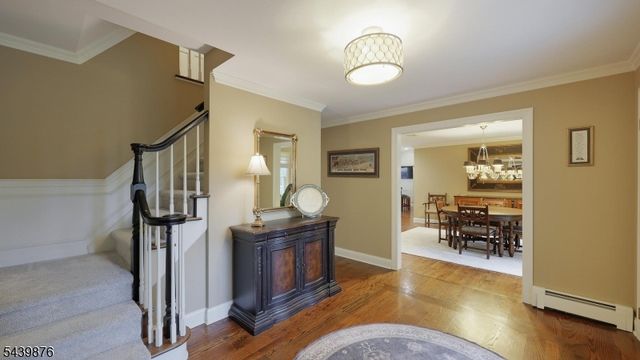 18 Glen Ridge Dr, Washington Twp., NJ 07853
