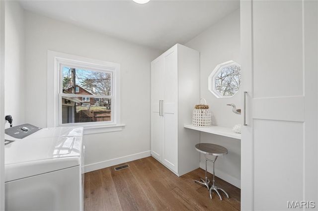 10235 Thorpe Avenue, Overland, MO 63114