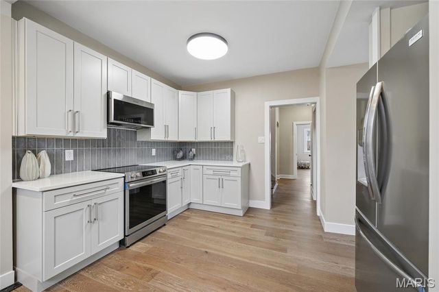 10235 Thorpe Avenue, Overland, MO 63114