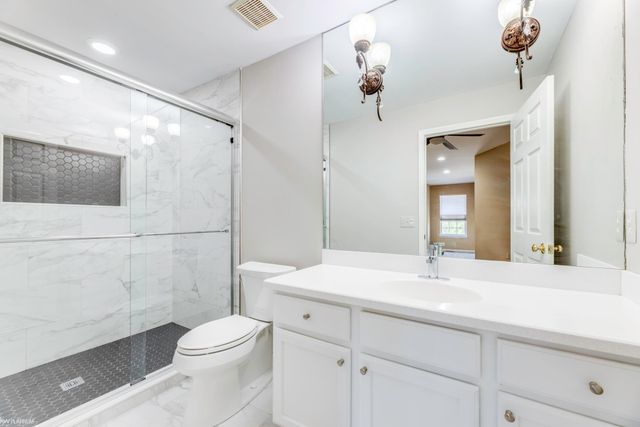 56659 Long Island Drive 133, Shelby Twp, MI 48316
