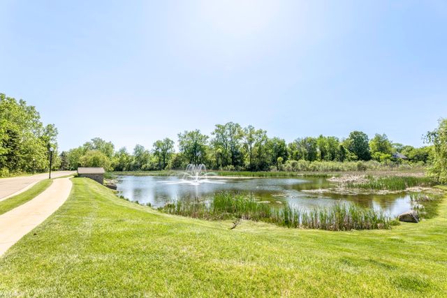 56659 Long Island Drive 133, Shelby Twp, MI 48316