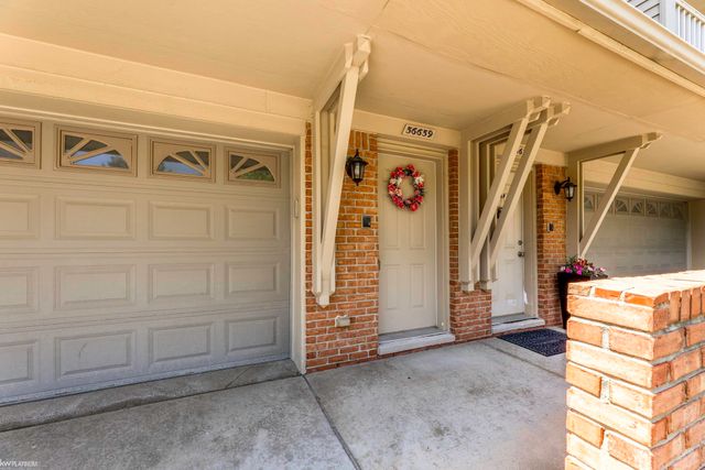 56659 Long Island Drive 133, Shelby Twp, MI 48316
