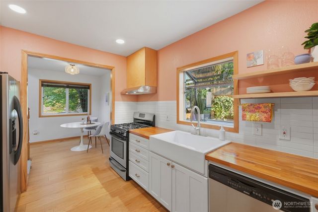 5028 N Vassault Street, Tacoma, WA 98407