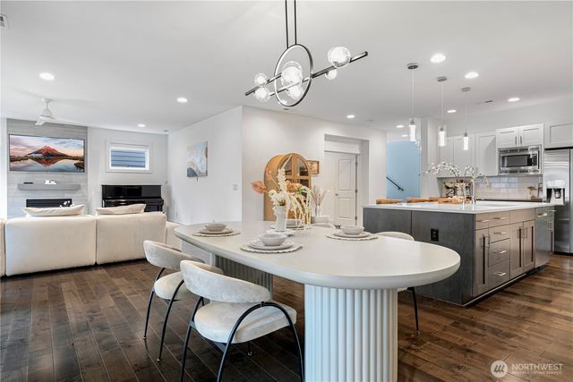 9417 132nd AVE NE, Kirkland, WA 98033