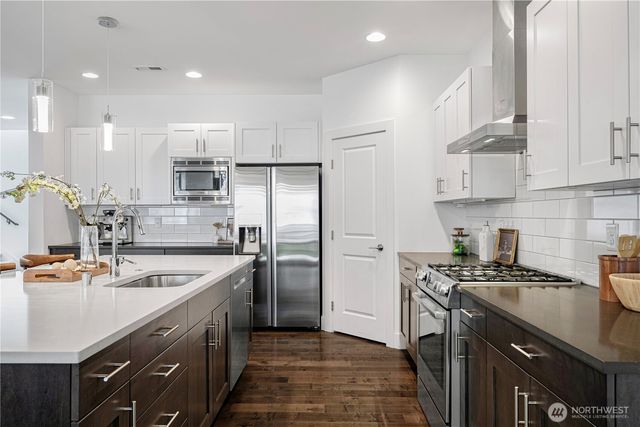 9417 132nd AVE NE, Kirkland, WA 98033