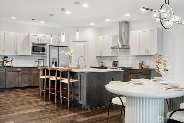 9417 132nd AVE NE, Kirkland, WA 98033