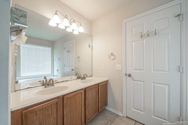 3826 sumantra, San Antonio, TX 78261