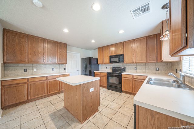 3826 sumantra, San Antonio, TX 78261