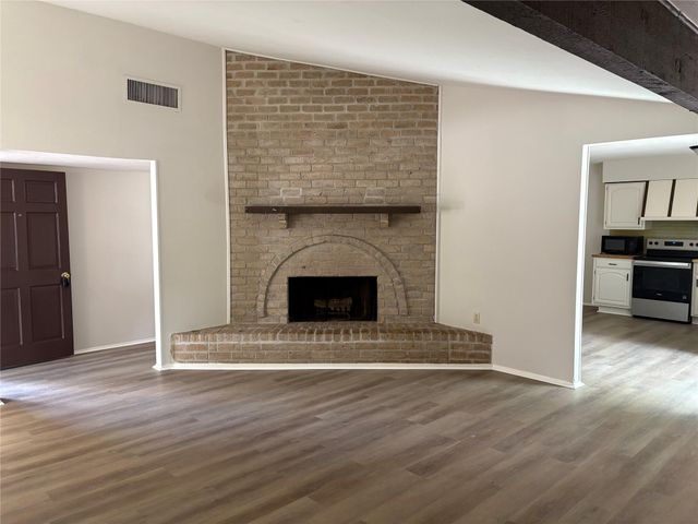 18310 Navajo Trail Drive, Spring, TX 77388