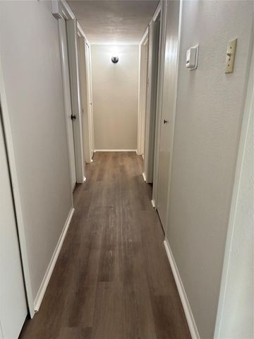 18310 Navajo Trail Drive, Spring, TX 77388