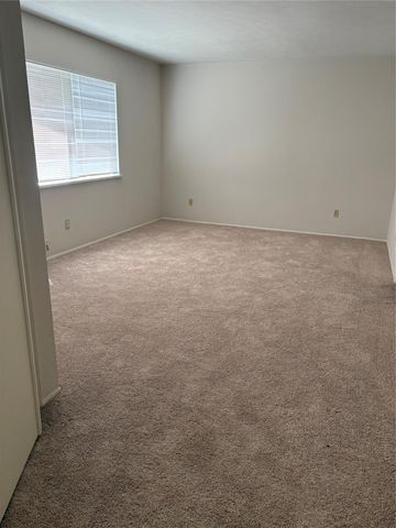 18310 Navajo Trail Drive, Spring, TX 77388