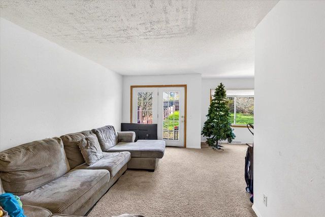 6418 Raymond Road, Madison, WI 53711