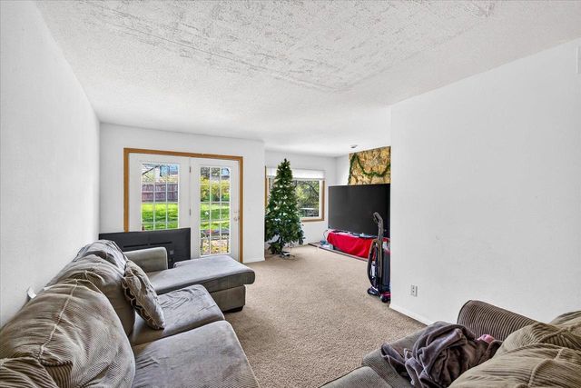 6418 Raymond Road, Madison, WI 53711