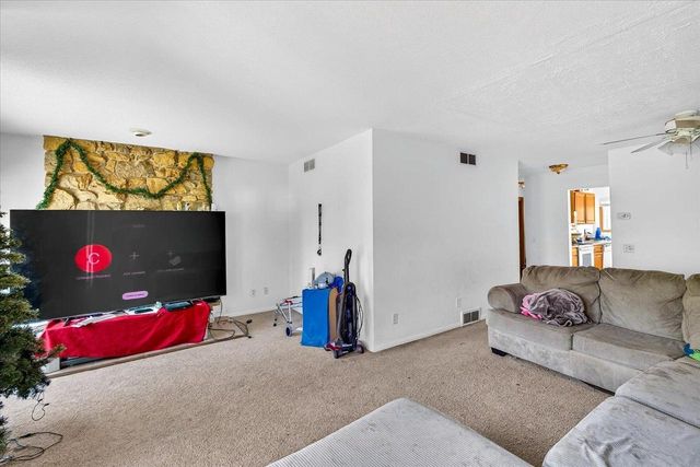 6418 Raymond Road, Madison, WI 53711