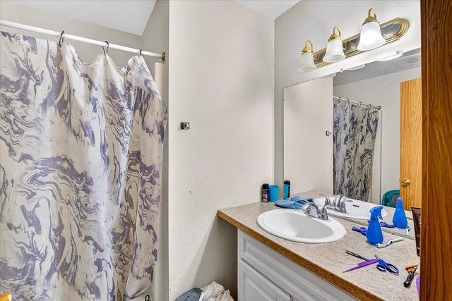 6418 Raymond Road, Madison, WI 53711