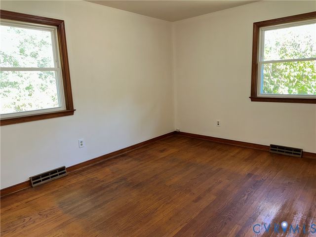 906 Andros Rd, Richmond, VA 23225