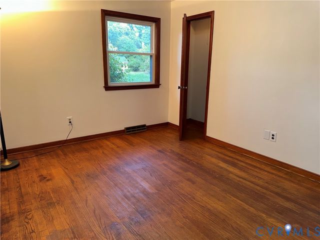 906 Andros Rd, Richmond, VA 23225