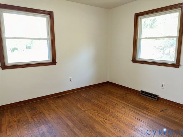 906 Andros Rd, Richmond, VA 23225