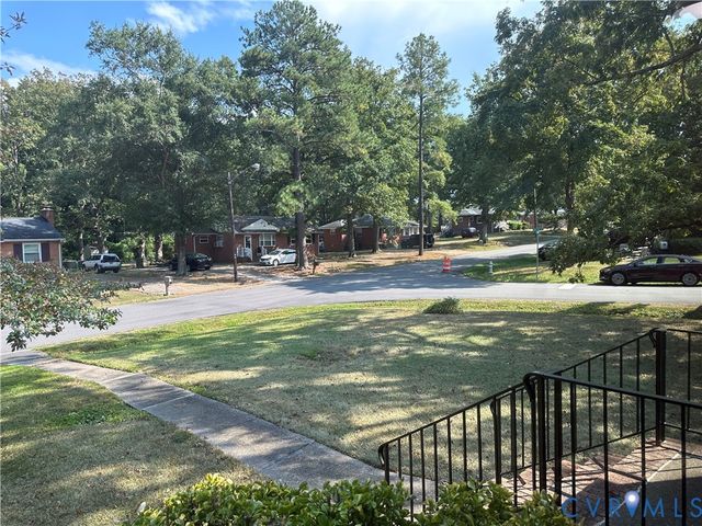 906 Andros Rd, Richmond, VA 23225
