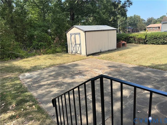 906 Andros Rd, Richmond, VA 23225