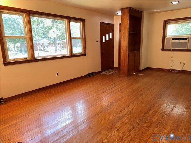906 Andros Rd, Richmond, VA 23225