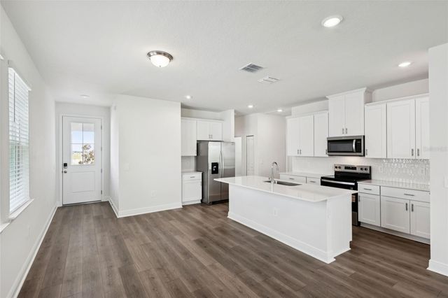 2300 HEN ROAD, Minneola, FL 34715