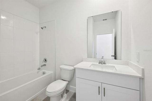 2300 HEN ROAD, Minneola, FL 34715