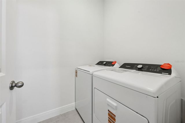 2300 HEN ROAD, Minneola, FL 34715