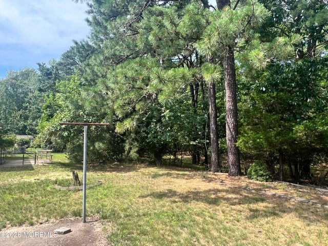 2201 Mount Hope Lane, Toms River, NJ 08753