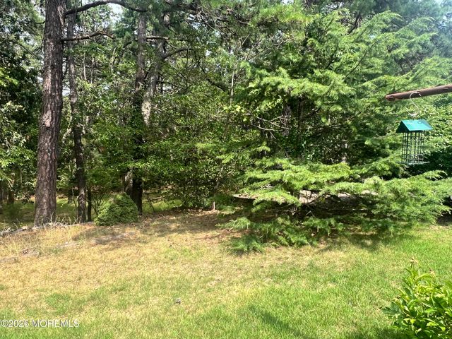 2201 Mount Hope Lane, Toms River, NJ 08753