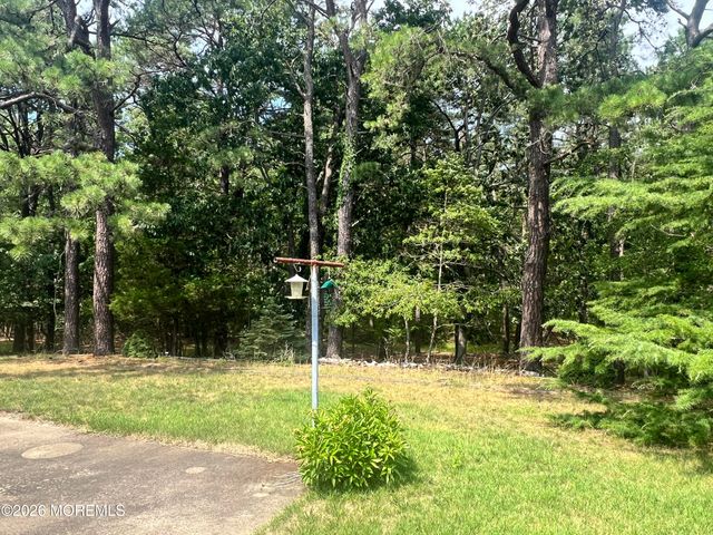 2201 Mount Hope Lane, Toms River, NJ 08753