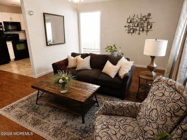 2201 Mount Hope Lane, Toms River, NJ 08753
